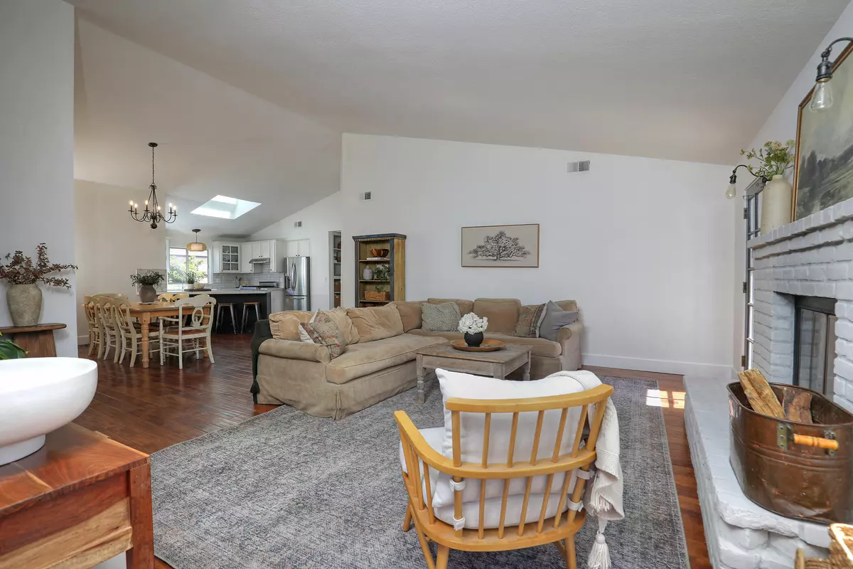 Buellton, CA 93427,227 Menlo DR Drive