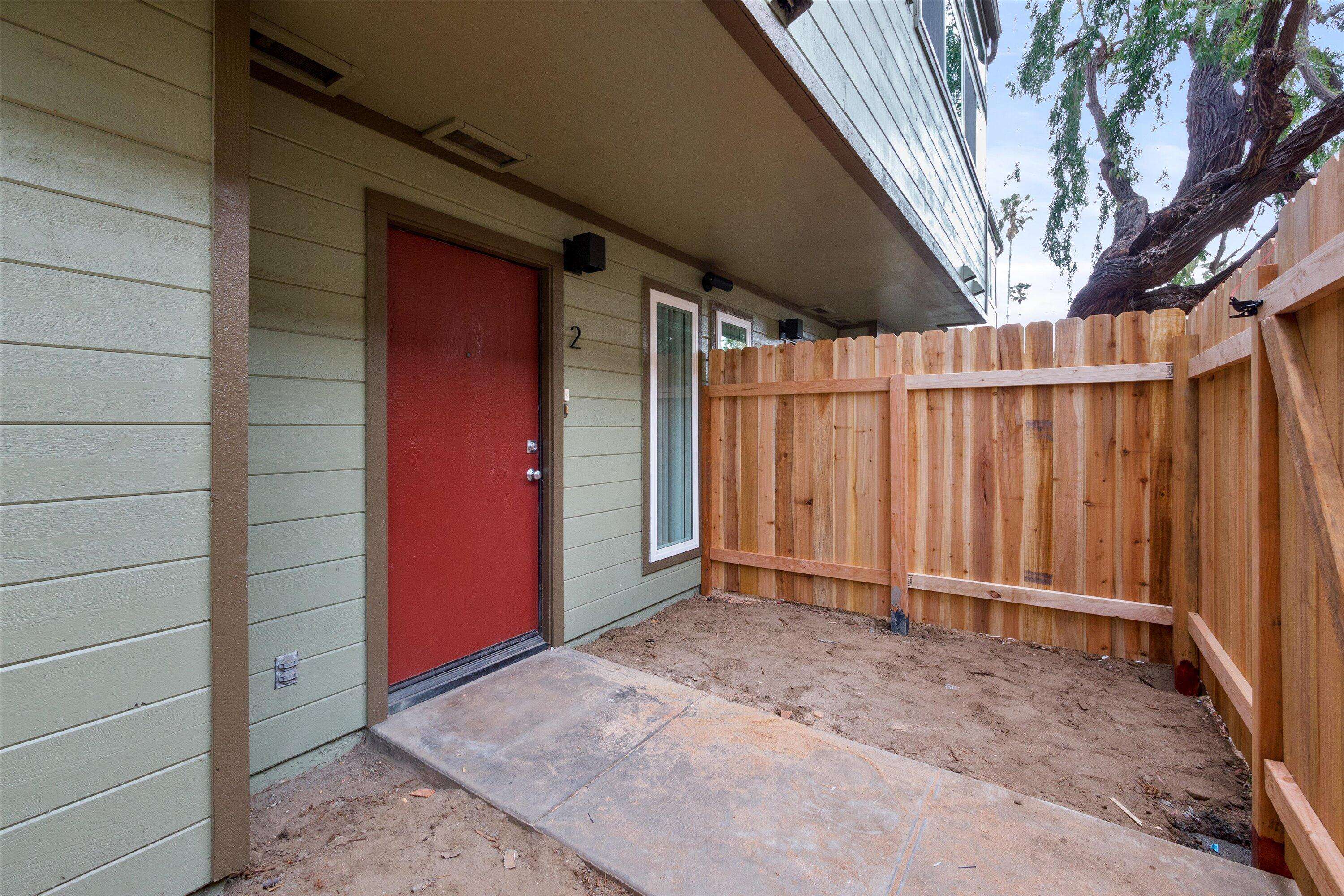Oxnard, CA 93033,430-440 W Linden DR Drive