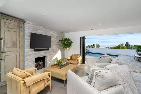 Santa Barbara, CA 93109,530 Ricardo AVE Avenue