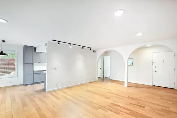 Santa Barbara, CA 93105,2624 State ST Street