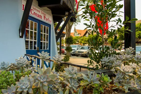 Solvang, CA 93463,1618-1622 Copenhagen Dr