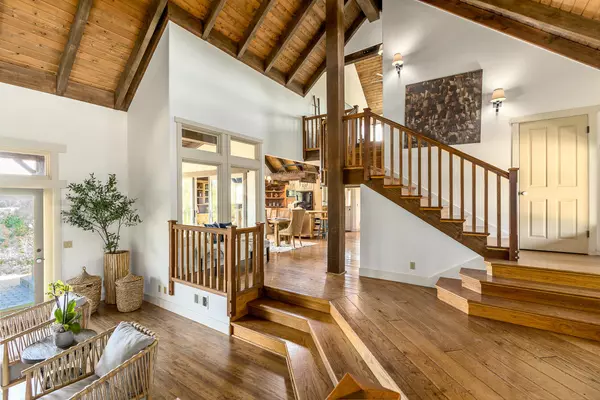 Santa Barbara, CA 93105,4436 Meadowlark LN Lane