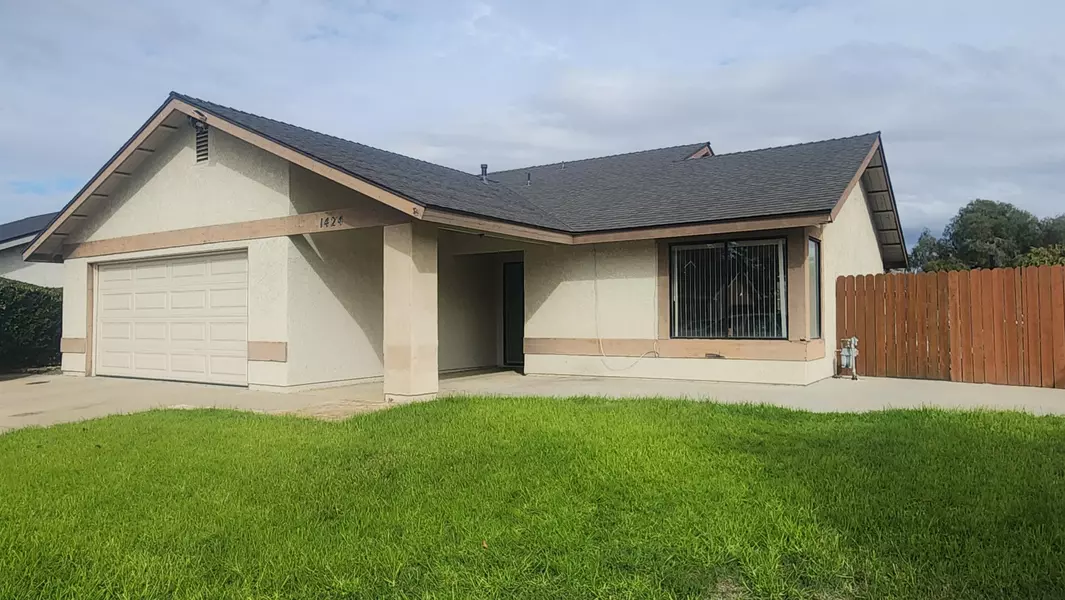 1424 Sagewood DR Drive, Santa Maria, CA 93454