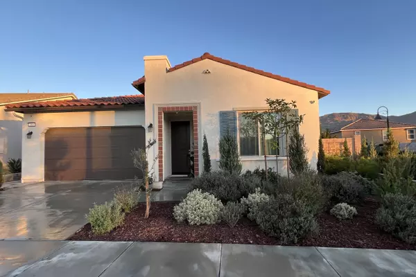 389 Eureka DR Drive, Santa Paula, CA 93060