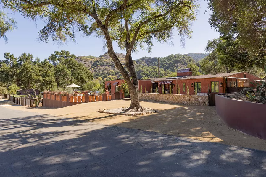 10802 Oak Knoll RD Road, Ojai, CA 93023