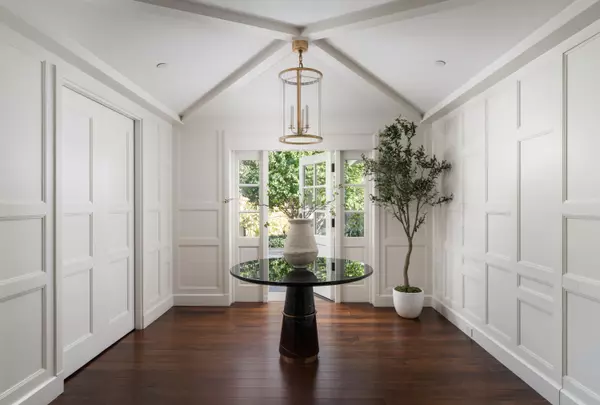 Montecito, CA 93108,610 Olive RD Road