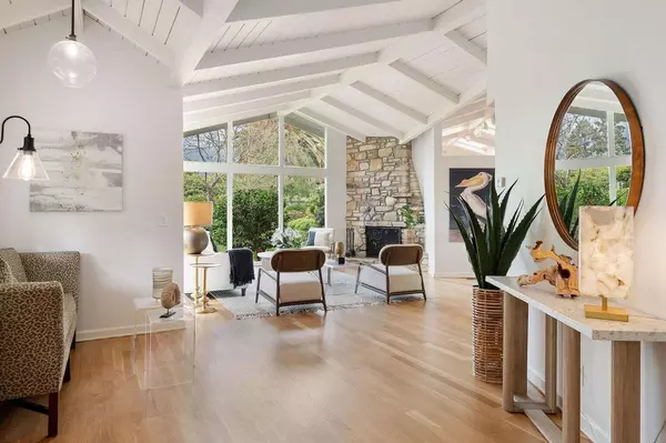 Santa Barbara, CA 93108,380 Sheffield Drive