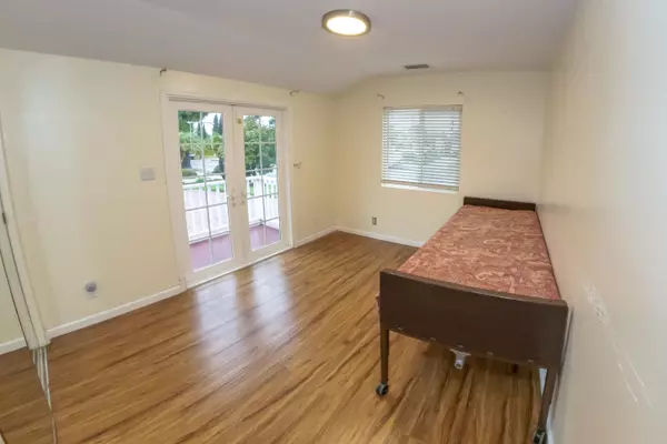 Santa Barbara, CA 93111,112 Santa Ana AVE Avenue