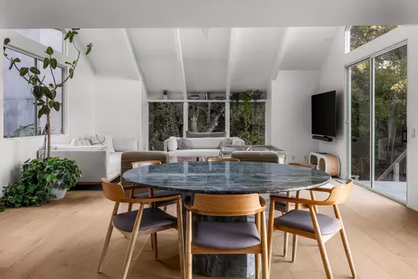 Santa Barbara, CA 93103,1438 Hillcrest RD Road