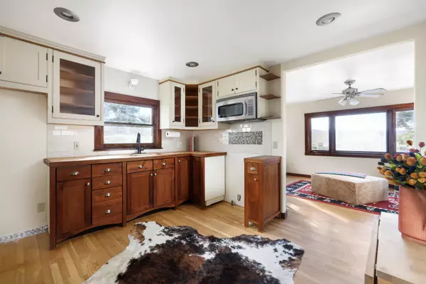 Solvang, CA 93463,616 Alisal RD Road