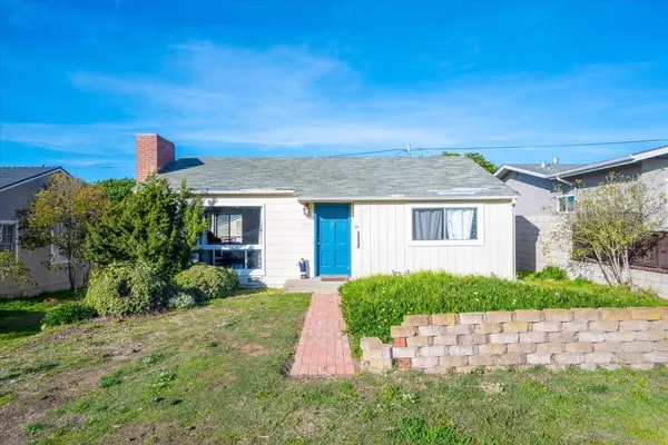 925 Pecho ST Street, Morro Bay, CA 93442