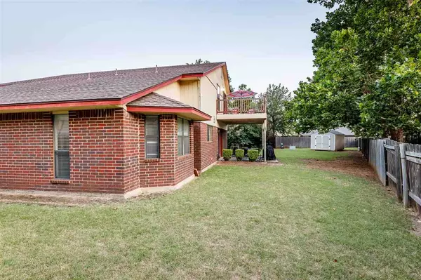 Lawton, OK 73501,912 NE Pheasant Ln