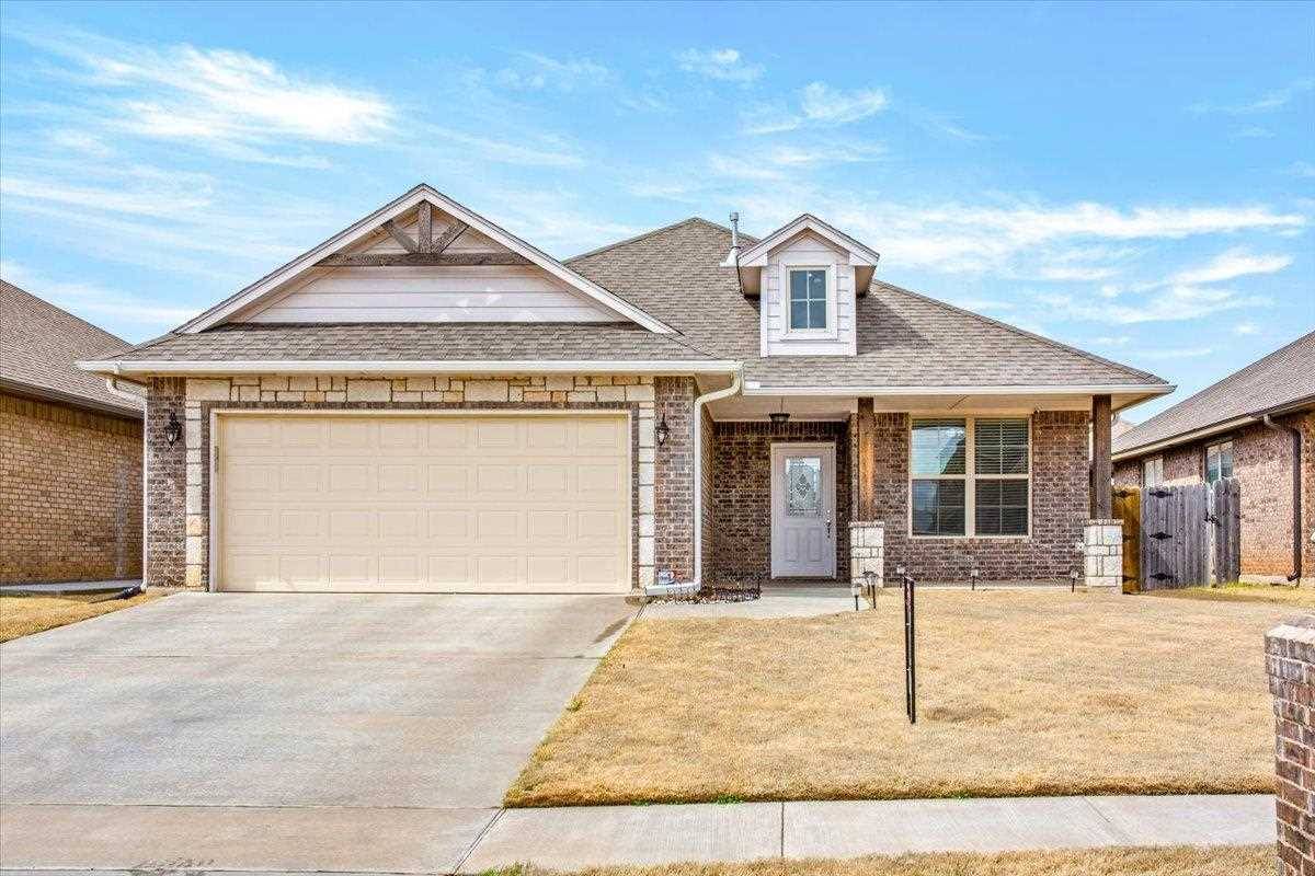 911 SW 79th St, Lawton, OK 73505