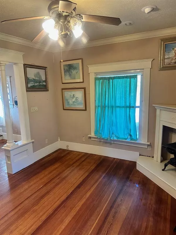 Lawton, OK 73507,506 NW Bell