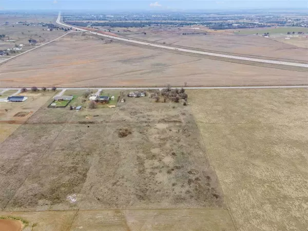 12773 NE 75th St, Elgin, OK 73538