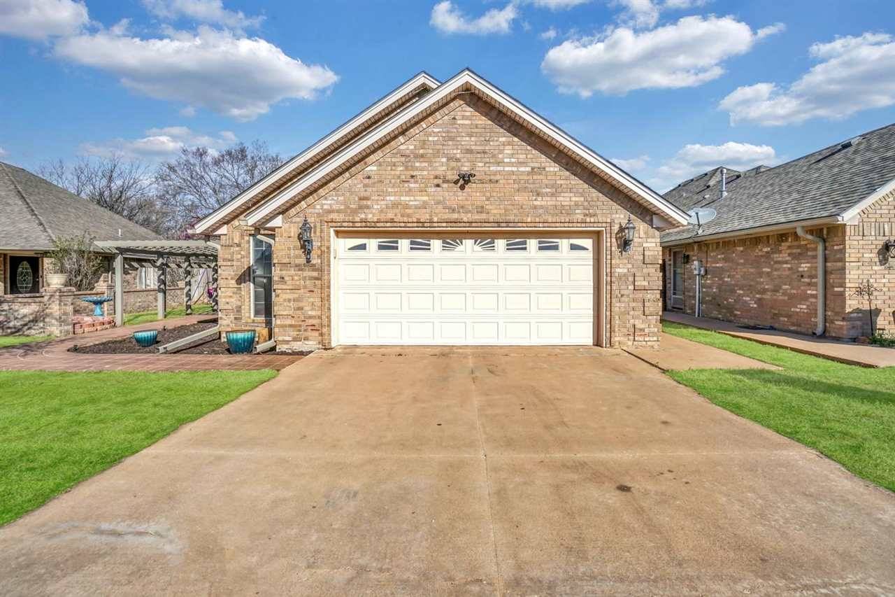 Lawton, OK 73505,19 Heatherstone Dr