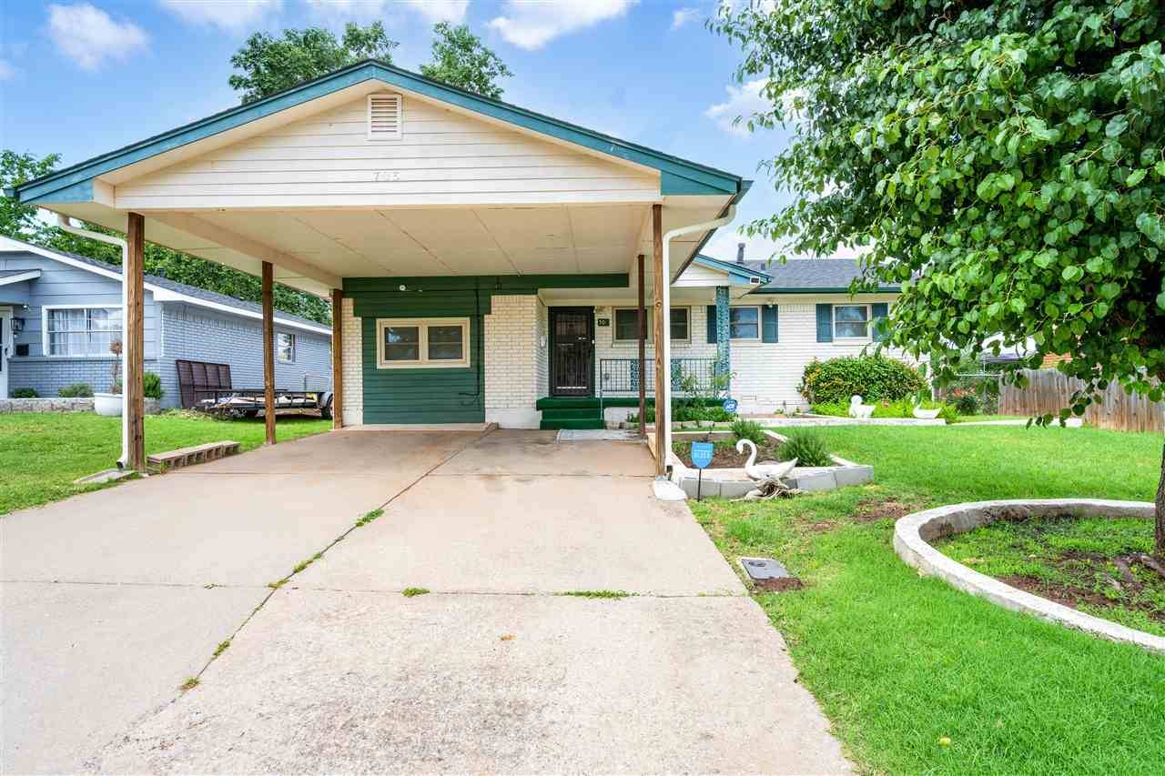 Lawton, OK 73501-8229,705 SW Ranch Oak Blvd