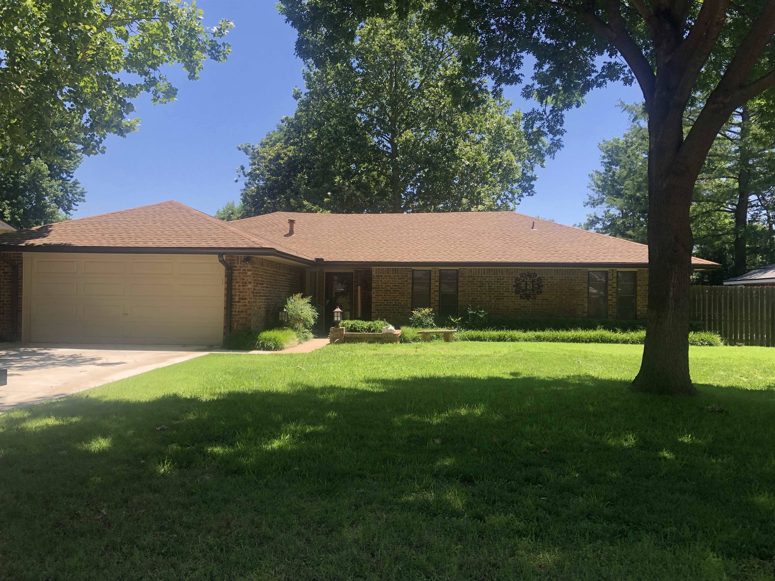 1718 BROOKLINE DR, Duncan, OK 73533-0000