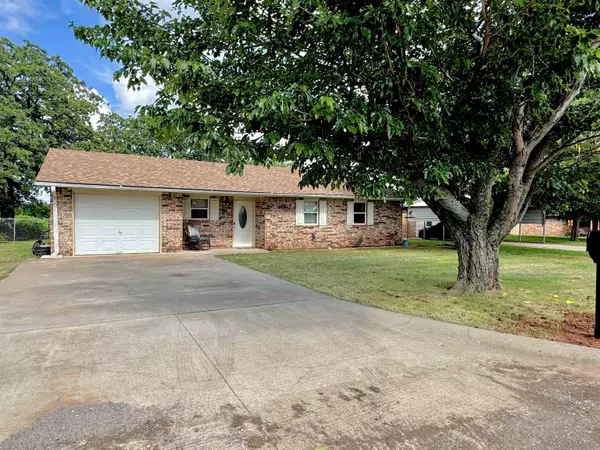 180192 Larue Dr., Comanche, OK 73529