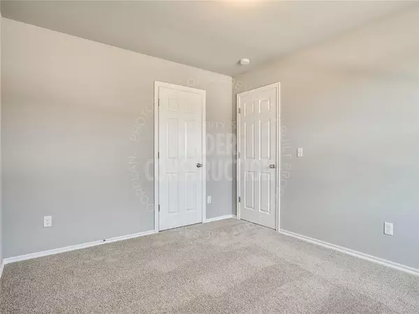 515 SE 4 ST, Newcastle, OK 73065