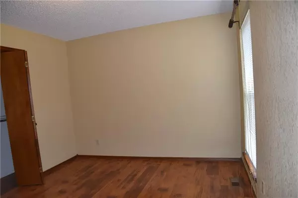 311 Stonegate DR, Guthrie, OK 73044