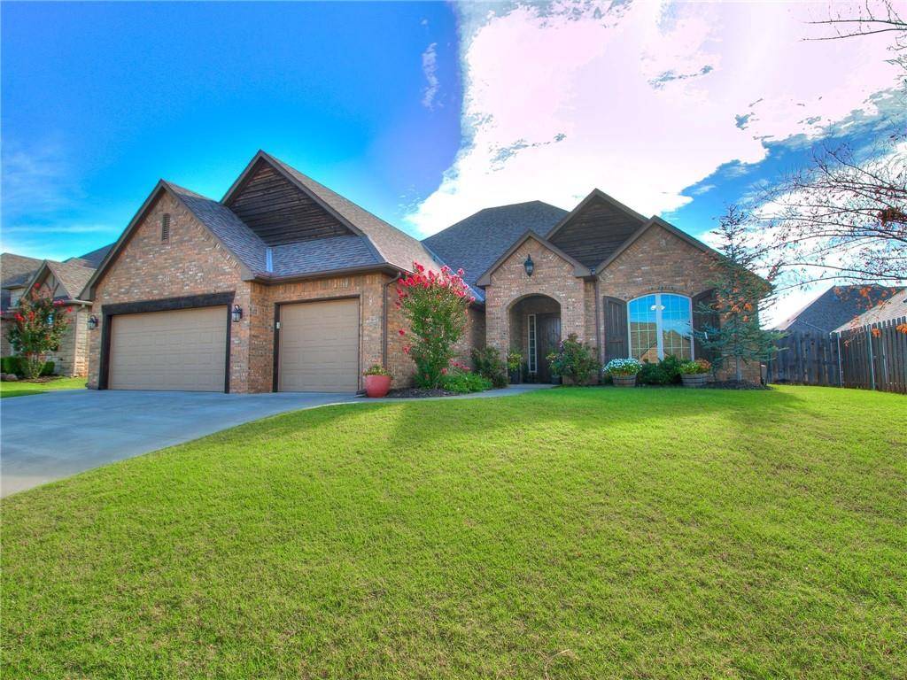 4624 Silver Charm LN, Edmond, OK 73025