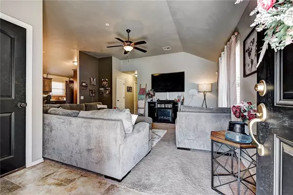 Oklahoma City, OK 73179,5503 Clearwater DR