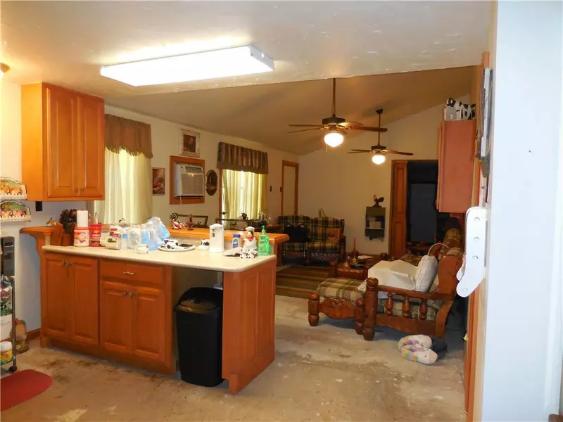 8622 Knapp RD, Davis, OK 73030