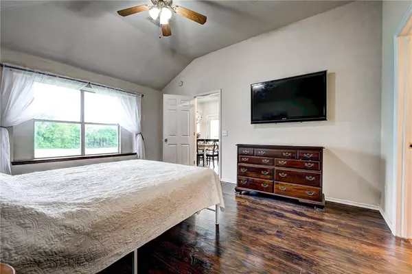 1140 Oak Lawn Downs, Noble, OK 73068