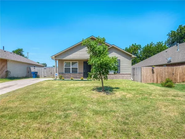 105 N M AVE, El Reno, OK 73036