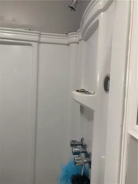 309 Whipperwill DR, Fort Cobb, OK 73038