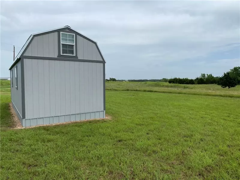 E 990 RD, Prague, OK 74864