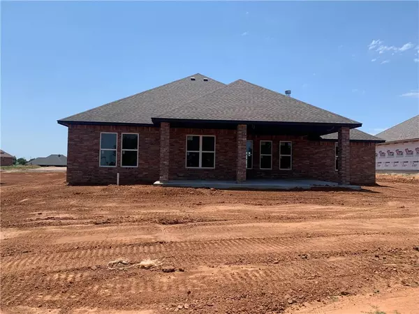 785 Ole Rock Creek Ranch RD, Tuttle, OK 73089