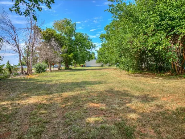 Cashion, OK 73016,422 W Broadway ST