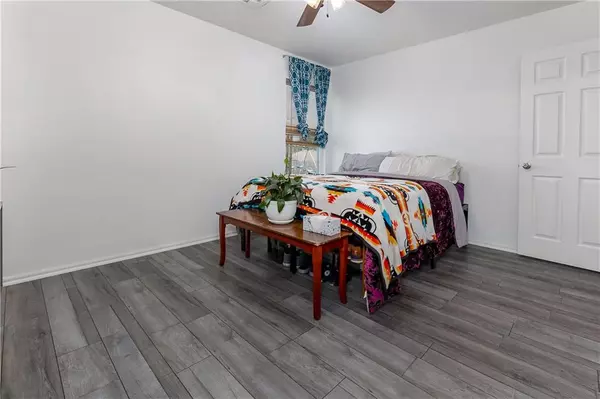 1204 Granite LN, Noble, OK 73068