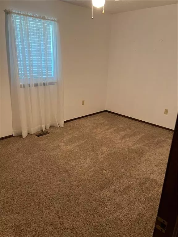 16880 SW 27th ST, El Reno, OK 73036