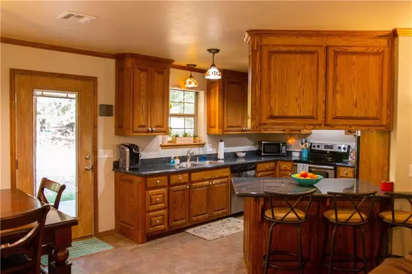 12533 N County Road 3232, Paoli, OK 73074