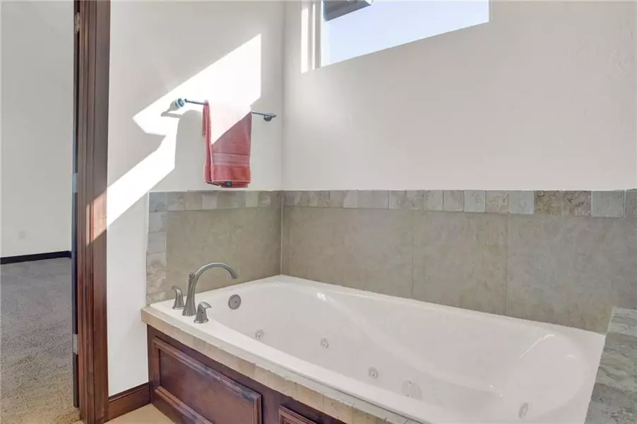 6417 NE 105th ST, Oklahoma City, OK 73151