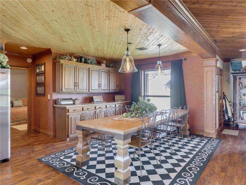 421 S 13th ST, Thomas, OK 73669