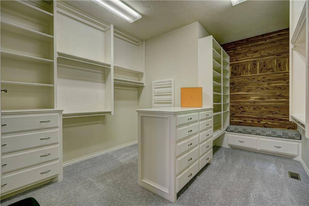 4000 Braxton WAY, Edmond, OK 73034
