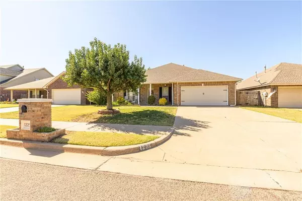 1225 Bradford PL, Edmond, OK 73012