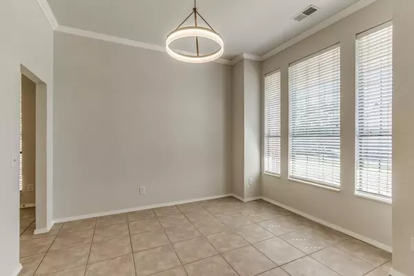 2801 Stonebrook RD, Edmond, OK 73003