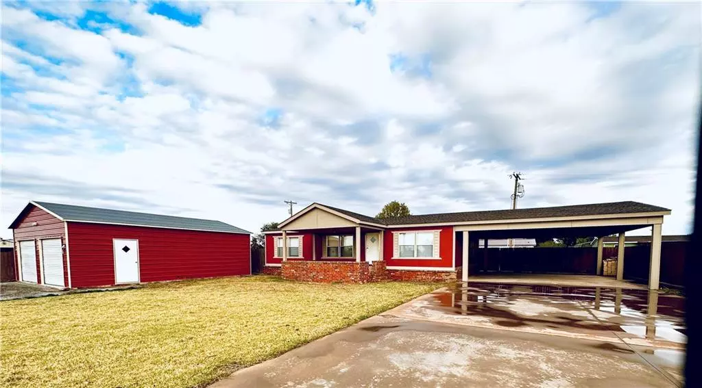 Canute, OK 73626,206 Adams