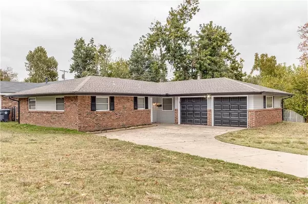 6824 NW 30th ST, Bethany, OK 73008