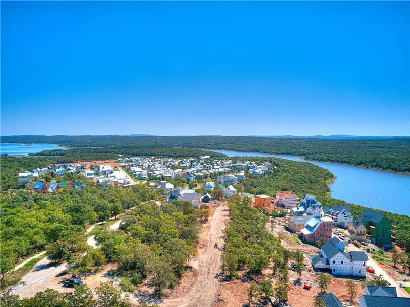 107 Lower Greenway, Carlton Landing, OK 74432