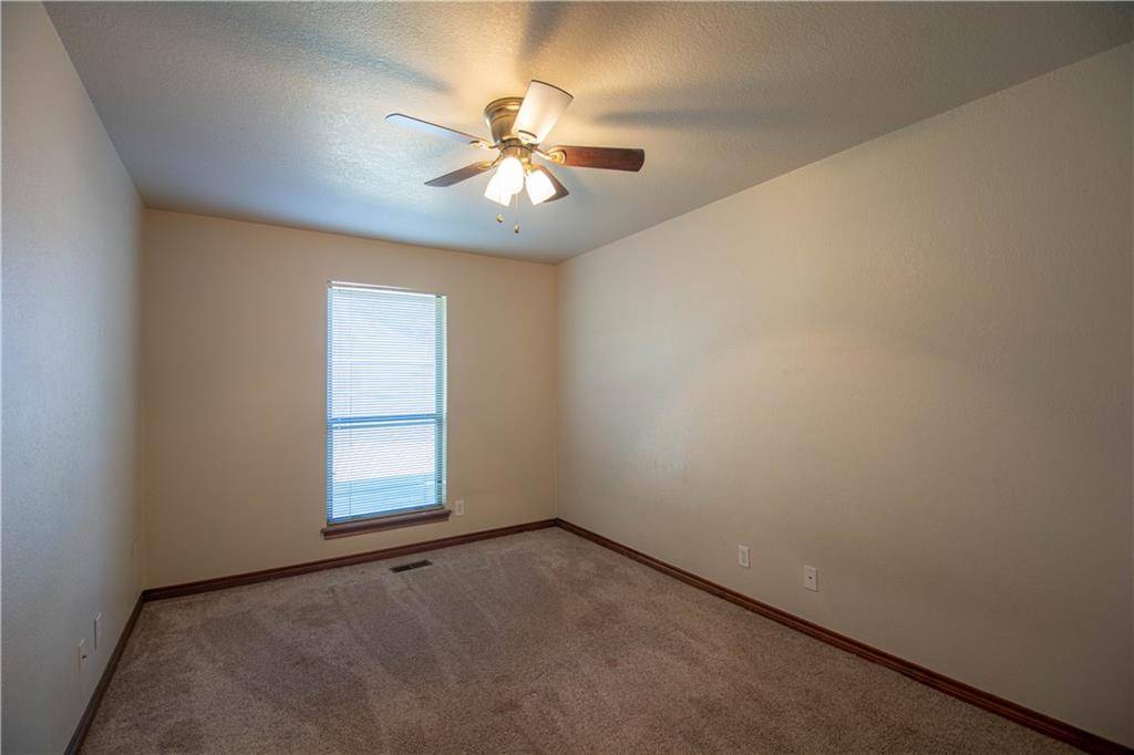 1202 Windsor PL, Shawnee, OK 74804