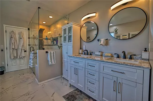 9629 NE Miller RD, Elgin, OK 73538