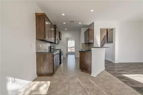 6008 NW 160th ST, Edmond, OK 73013