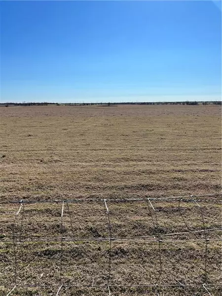 20000 SW 44 ST, Union City, OK 73099