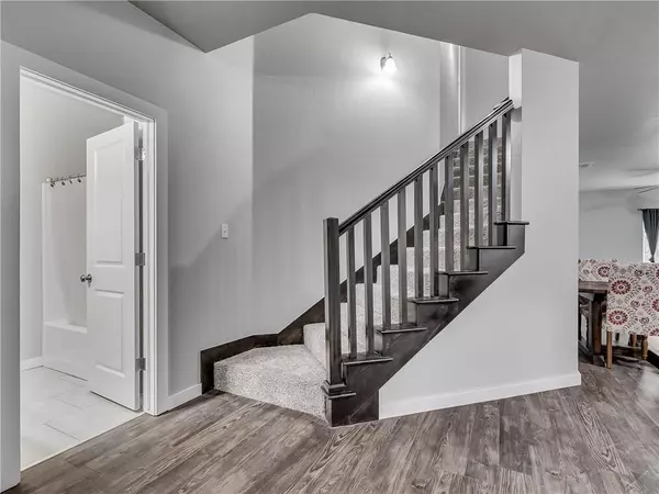 9059 Prairie Dog DR, Edmond, OK 73034